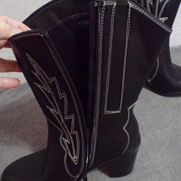 Torrid Cowgirl Boots Black w/White Detail New Size 8ww - Picture 4 of 6